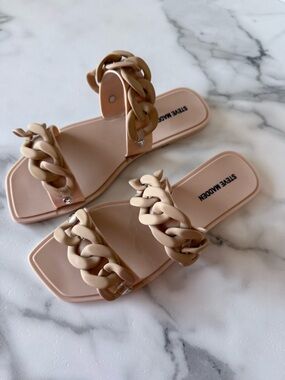 Steve Madden Zimma Chain Sandal Size 8 Elevated Capsule Wardrobe Contemporary